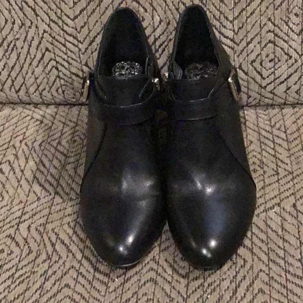 VINCE CAMUTO BOOTS